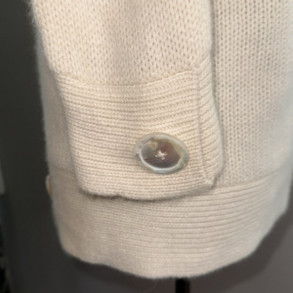 Talbots 100% Cashmere Sweater SZ Large - Picture 5 of 9